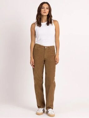 Levi's 94 Baggy Corduroy Jean in Camel Size 27